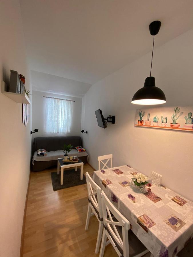 Apartmani Mare Башка-Вода Екстер'єр фото